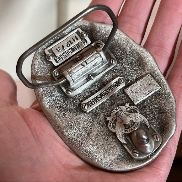 Vintage 1980's Las Vegas Heavy silver western trucker belt buckle made in USA - Picture 7 of 17